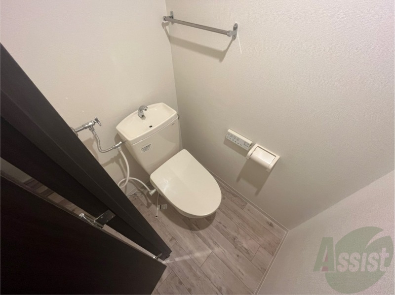 トイレ　トイレです。ウォシュレット付を探している方、おすすめです。