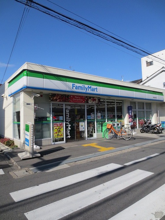 コンビニ　ファミリーマート門真元町中店（コンビニ）まで405m
