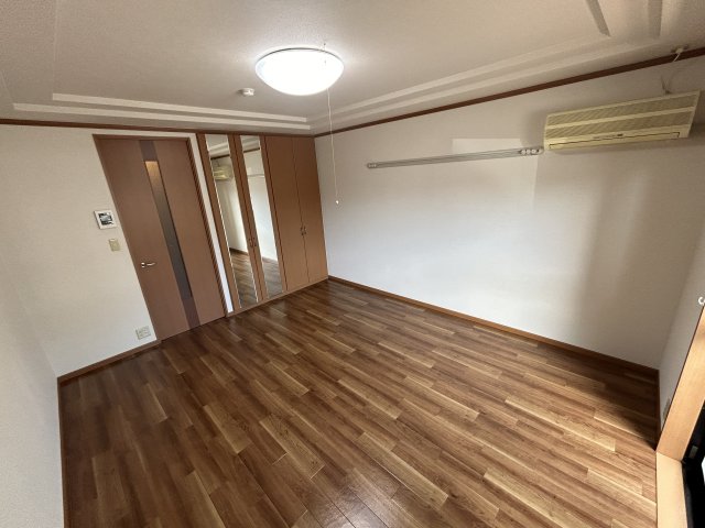 バス・シャワールーム　バスルーム