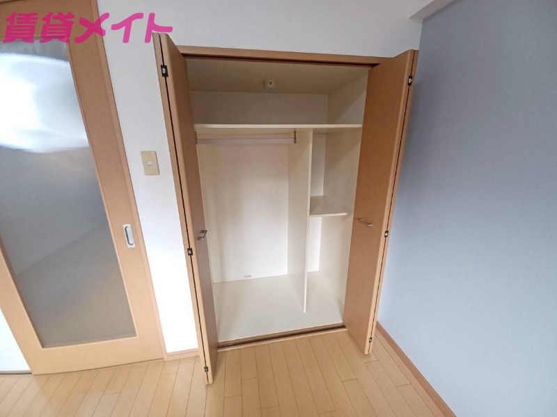 収納　別部屋参考写真です
