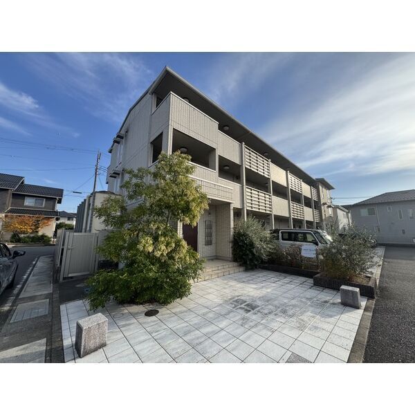 建物外観　建物外観