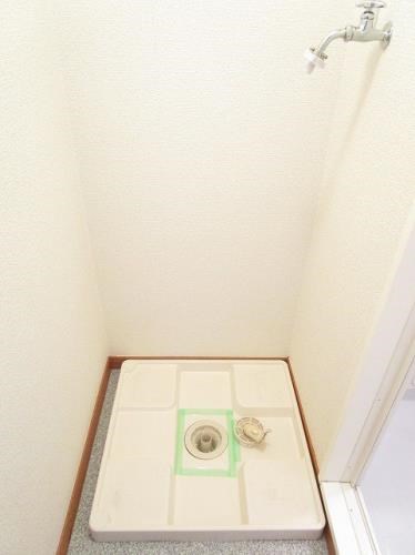 洗面設備　洗濯機置き場