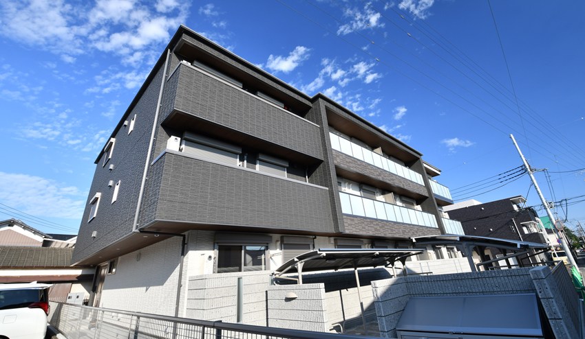 建物外観　お問い合わせは【048-776-5175】レーベンハウス上尾