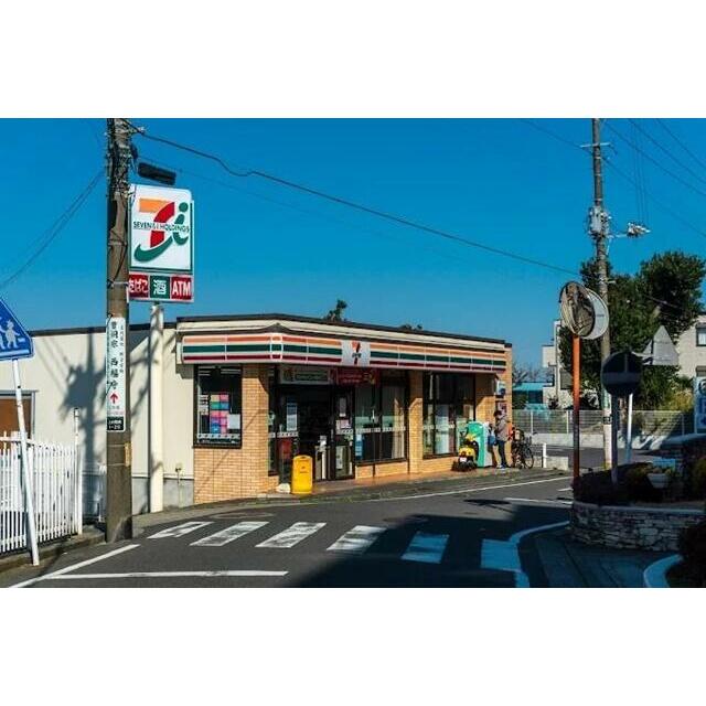 コンビニ　セブンイレブン横浜上大岡東１丁目店（コンビニ）まで839m