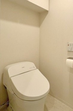 トイレ　ゆったりとした空間のトイレです