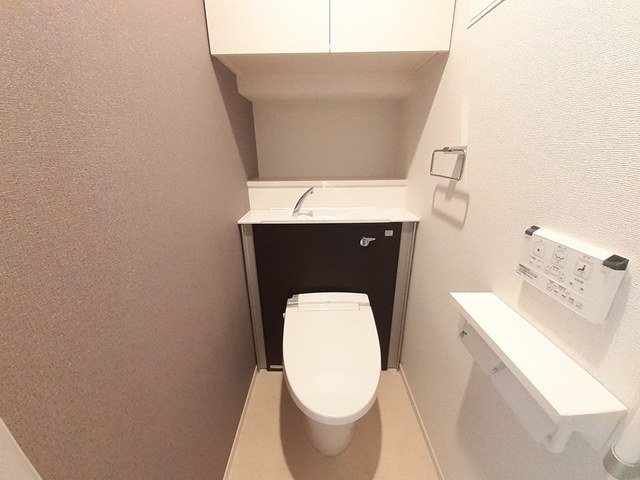 プラトウハウスのトイレ写真