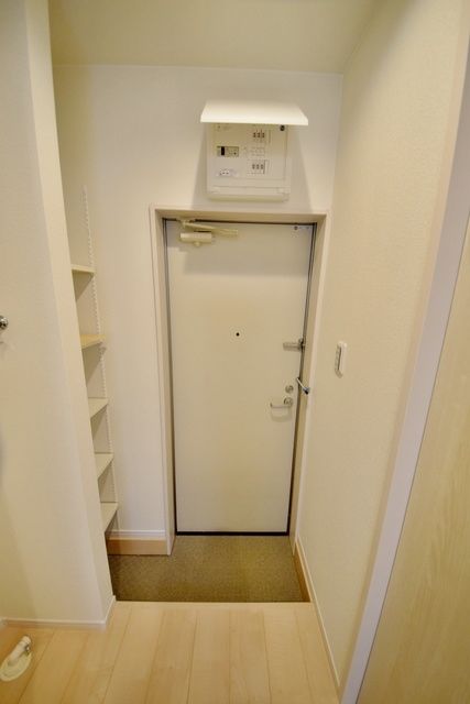 玄関　★お問い合わせはタウンハウジングまで★