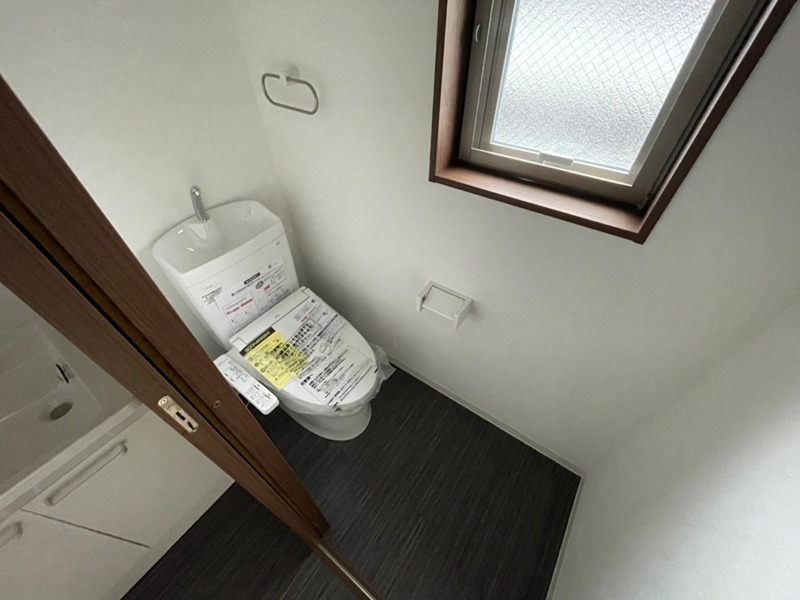 トイレ　別部屋参考写真