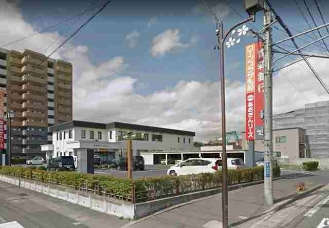 銀行　青森みちのく銀行津軽和徳支店（銀行）まで548m