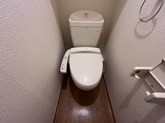 トイレ　※別部屋の写真です
