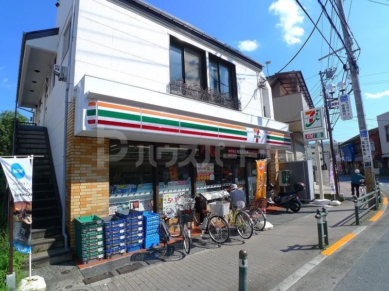 コンビニ　セブンイレブン足立興野1丁目店（コンビニ）まで70m
