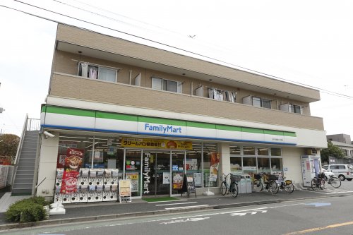 コンビニ　ファミリーマート江戸川松島二丁目店（コンビニ）まで389m