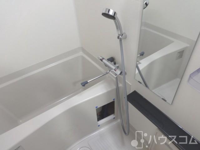 バス・シャワールーム　一日の疲れをお取りくださいませ。