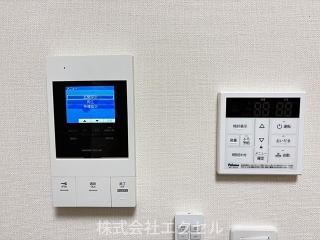 セキュリティ　モニター付きインターホンです。