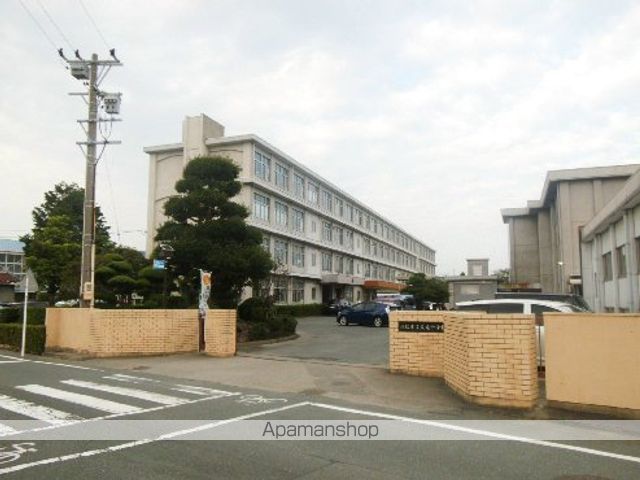 中学校　天竜中学校（中学校）まで8168m