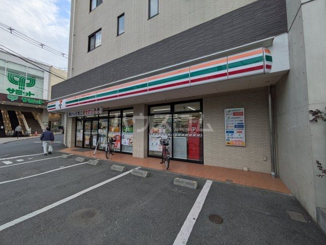 コンビニ　セブンイレブン 杉並天沼店（コンビニ）まで1009m