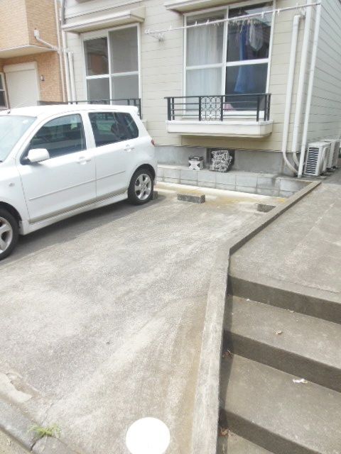 駐車場　★敷地内駐車場も完備してますよ★