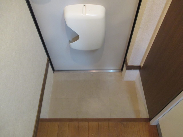 玄関　シューズボックス付き玄関です