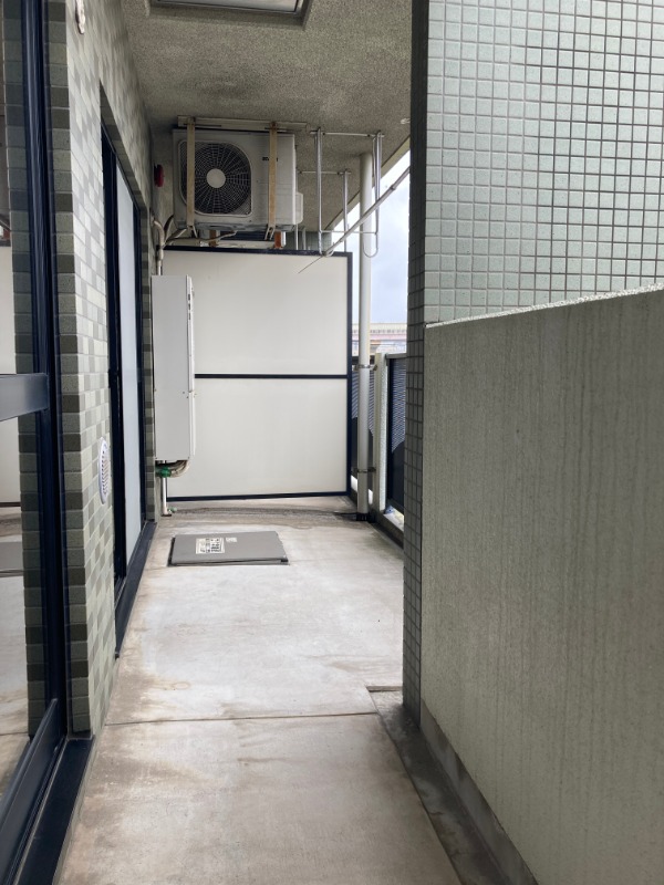 バルコニー　※写真は４階のお部屋で参考になります