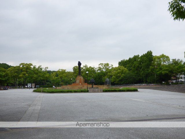公園　緑地公園（公園）まで701m