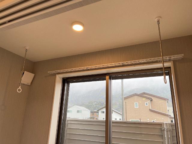 その他設備　室内物干し