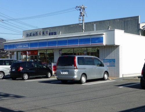 コンビニ　ローソン境港市役所前店（コンビニ）まで568m