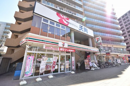 コンビニ　セブンイレブン 日野高幡不動駅前店（コンビニ）まで394m