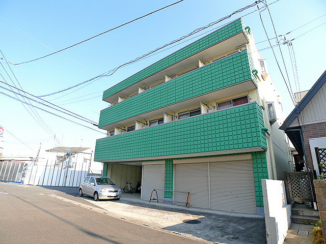 建物外観　ガーデンヒルズ越谷のご紹介は住まいの窓口　アソシエへお任せ下