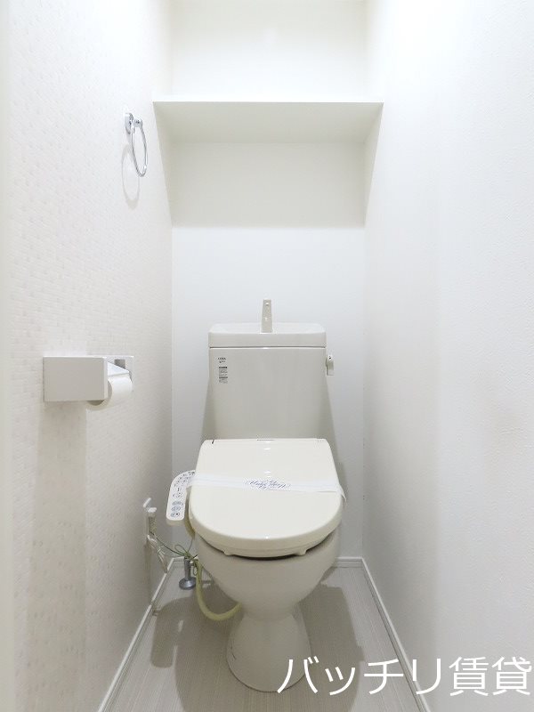 トイレ　同型タイプの為、現状を優先いたします