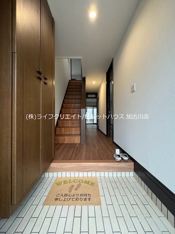 南備後貸家の玄関写真