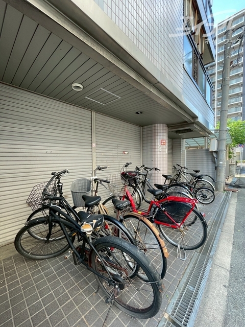 駐車場　駐輪場完備！