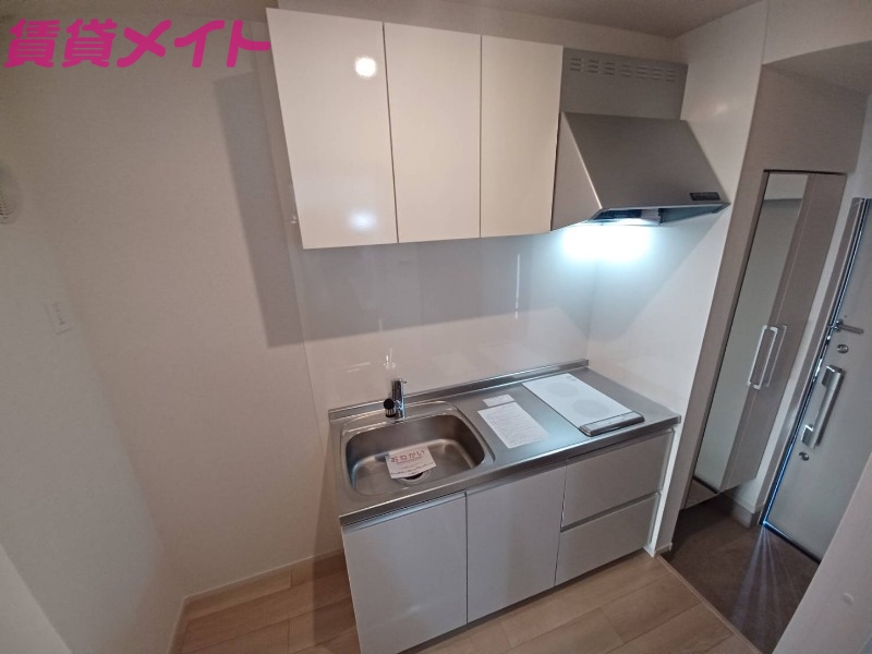 キッチン　同型参考写真