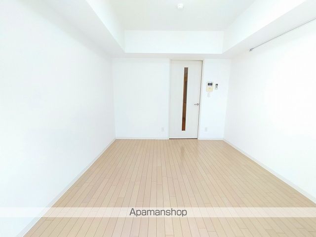 北大阪急行 緑地公園駅 徒歩7分 4階建 築16年の内装写真