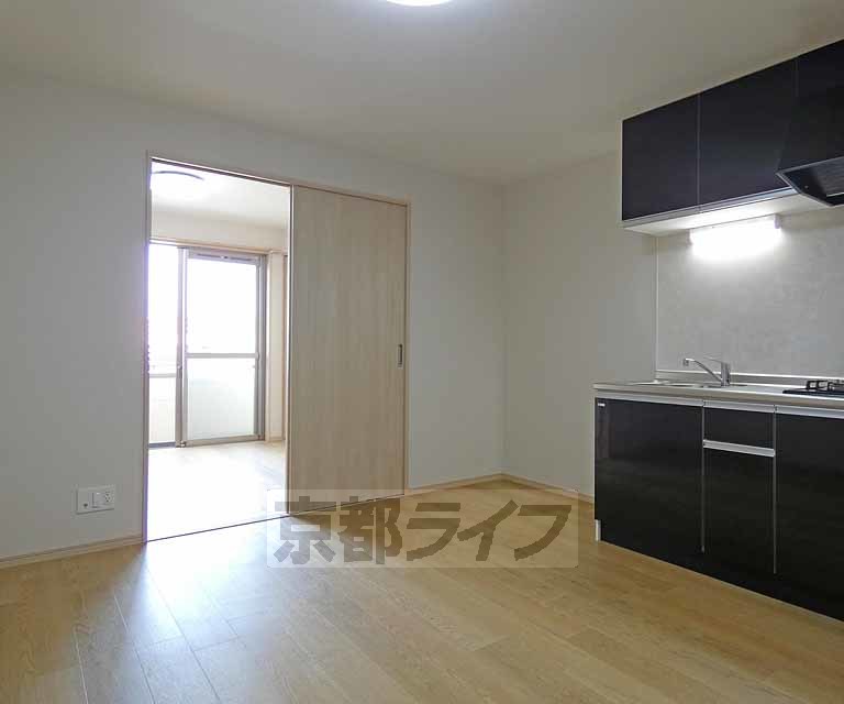 居室・リビング　広々としたお部屋です・