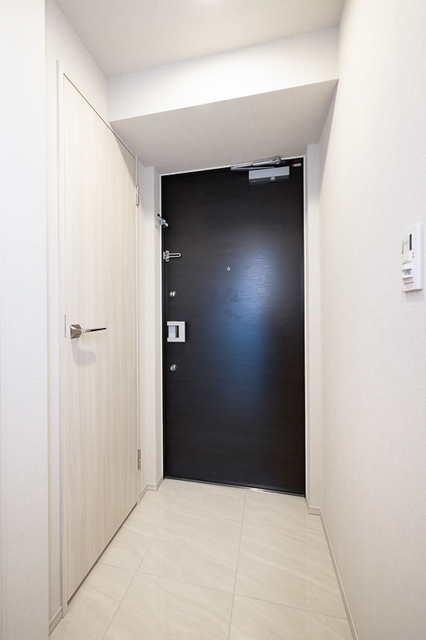 玄関　※写真は同タイプ住戸です。
