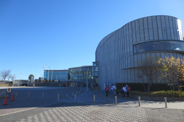 公園　横浜国際プール（公園）まで1400m