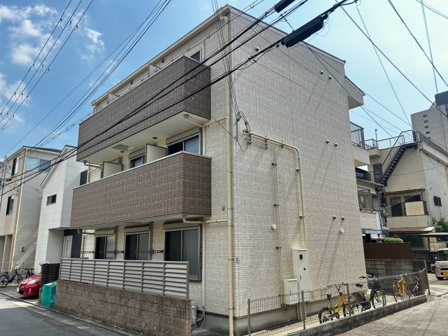 三記マンションIIIの外観写真