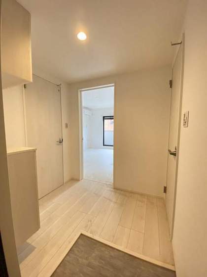 玄関　※別部屋の写真です