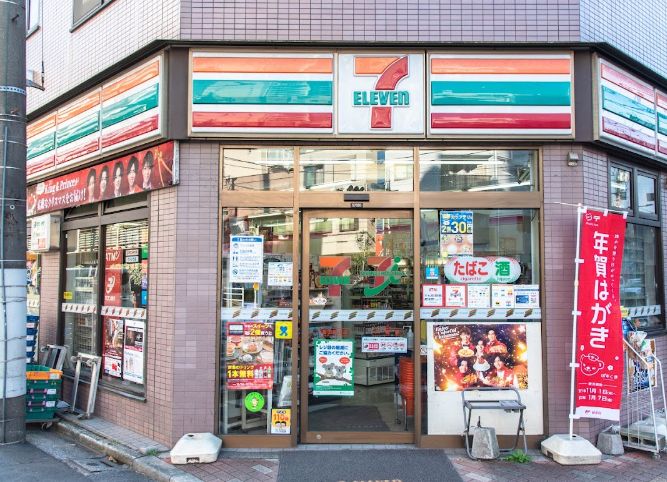 コンビニ　セブンイレブン墨田菊川店（コンビニ）まで143m
