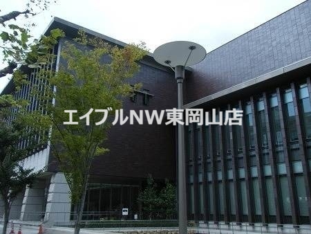 図書館　就実大学就実短期大学図書館（図書館）まで651m