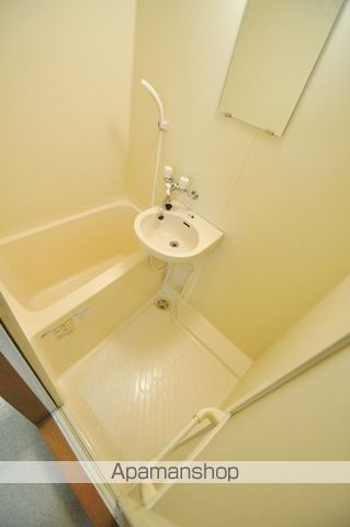 ＪＲ山陽本線 岡山駅 徒歩14分 4階建 築27年の風呂写真