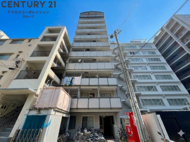 建物外観　エレベータ付きで、重い荷物があっても便利です！