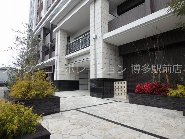 ＪＲ鹿児島本線 吉塚駅 徒歩12分 築13年