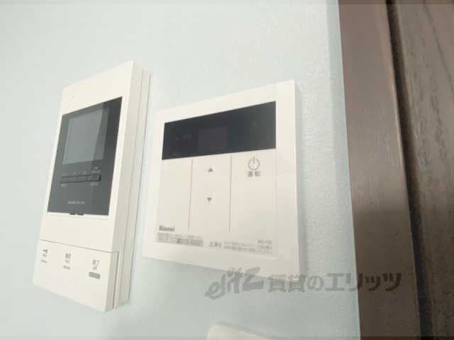 その他設備　給湯器リモコン
