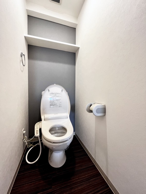 地下鉄桜通線 高岳駅 徒歩7分 10階建 築19年のトイレ写真