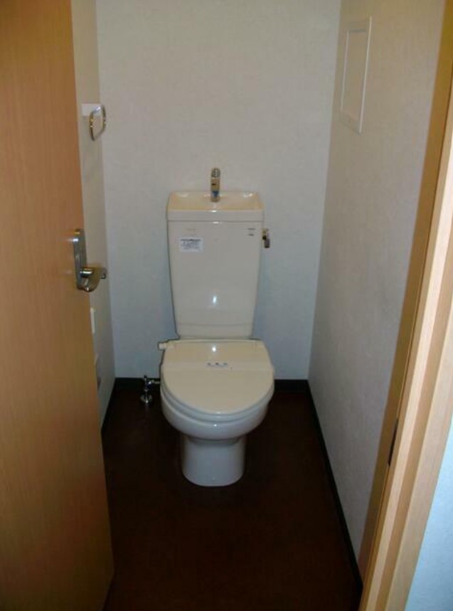 トラットリアK&Mのトイレ写真