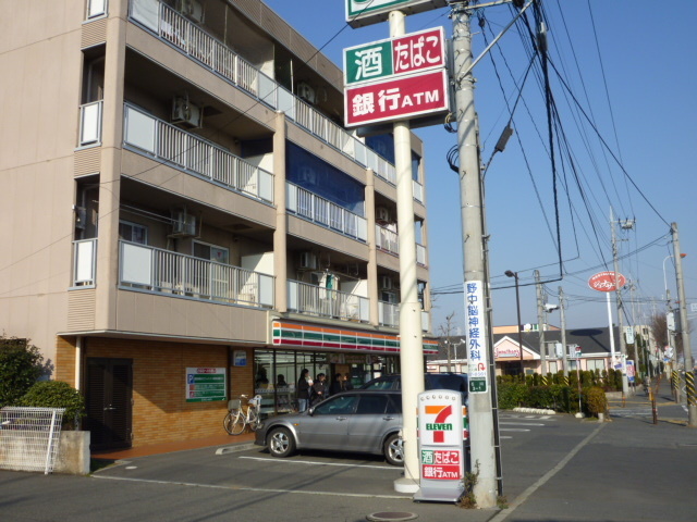 コンビニ　セブン－イレブン　藤沢石川３丁目店（コンビニ）まで1300m