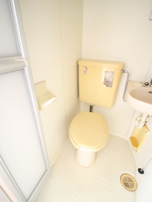 メゾンリバーサイドのトイレ写真