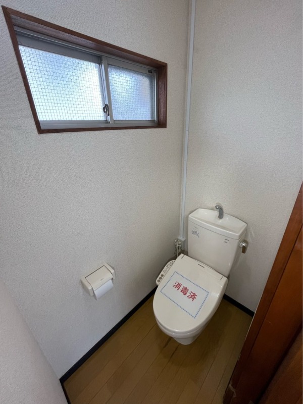 トイレ　※他部屋参考写真