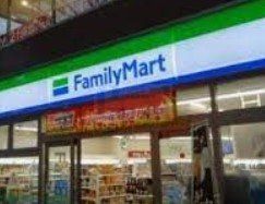 コンビニ　ファミリーマート板橋ハッピーロード大山店（コンビニ）まで290m